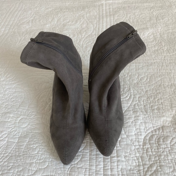 Steve Madden Lolli Booties - Picture 4 of 5